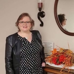 Meet your Posher, Lisa